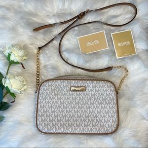 Michael Kors Large East/West Crossbody Bag *white and tan